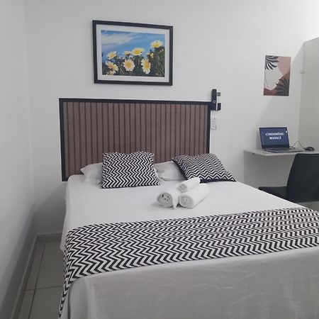 Loft 08 Completo Ar Canais Assinat Garagem Pindamonhangaba Exterior photo